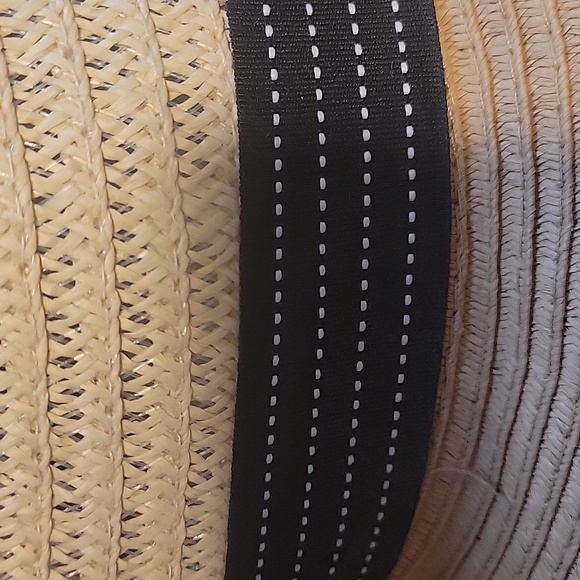 Cute hat - Picture 5 of 5